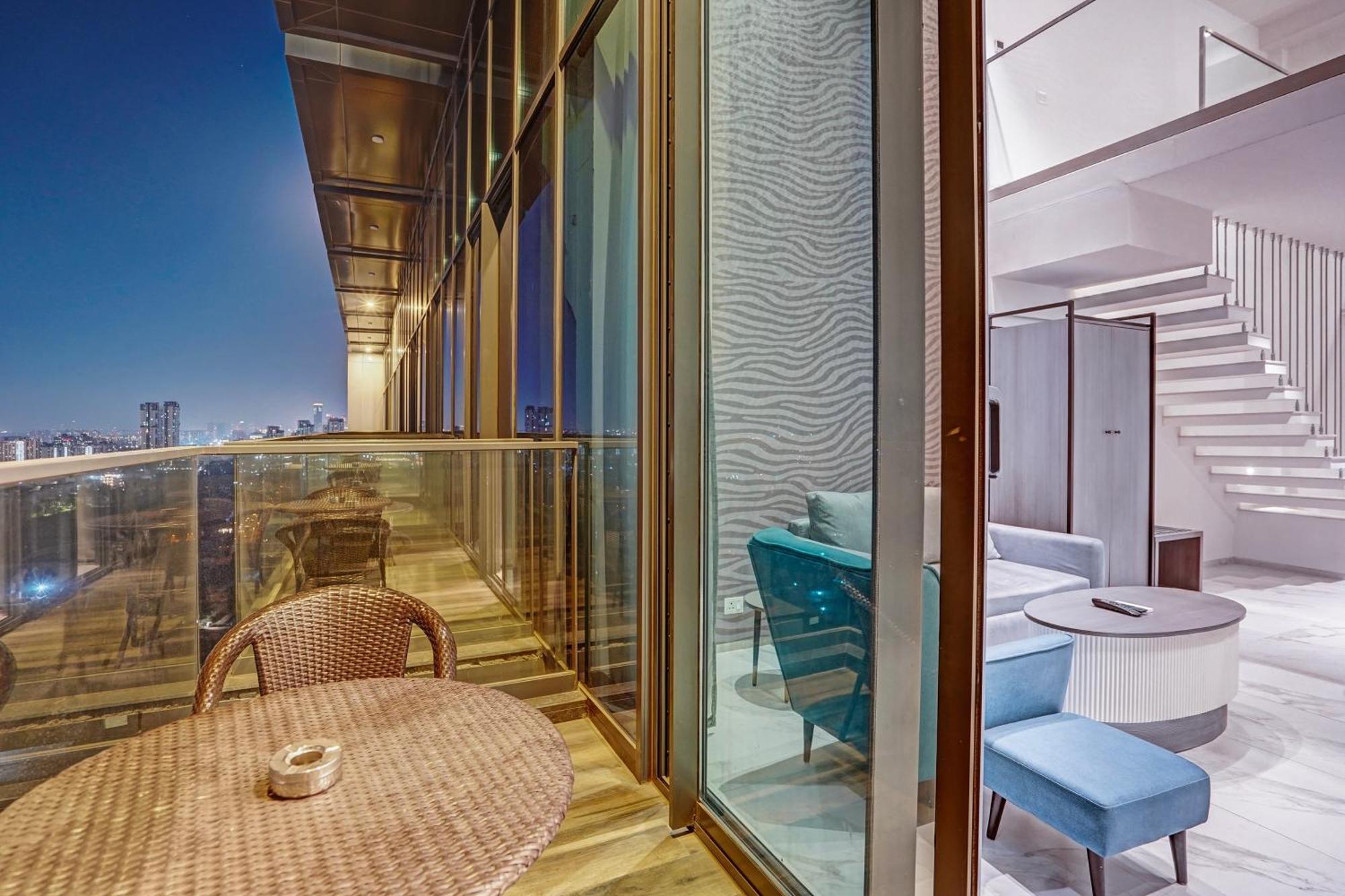 Sunday Hotels And Residences Gurgaon Exterior foto